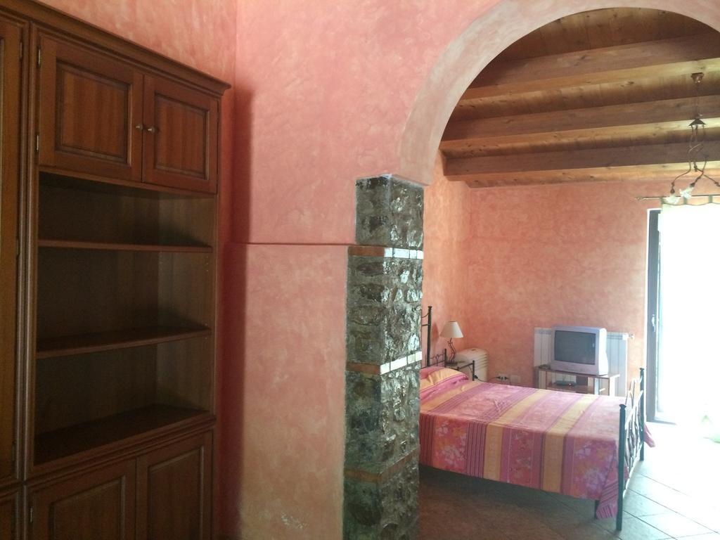Villa Societa Agricola Mg Florplant Francavilla Marittima Zimmer foto