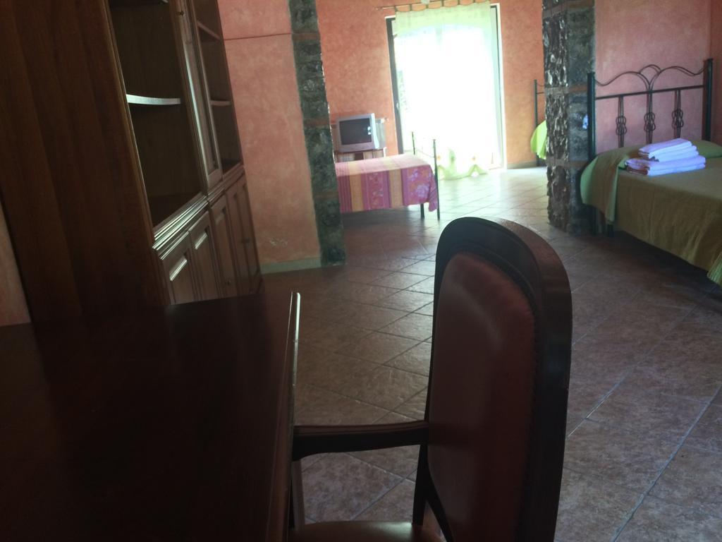 Villa Societa Agricola Mg Florplant Francavilla Marittima Zimmer foto
